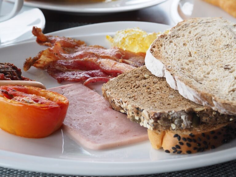 Colazione salata e dolce: piatti appetitosi per mantenere alta l'energia durante la giornata.